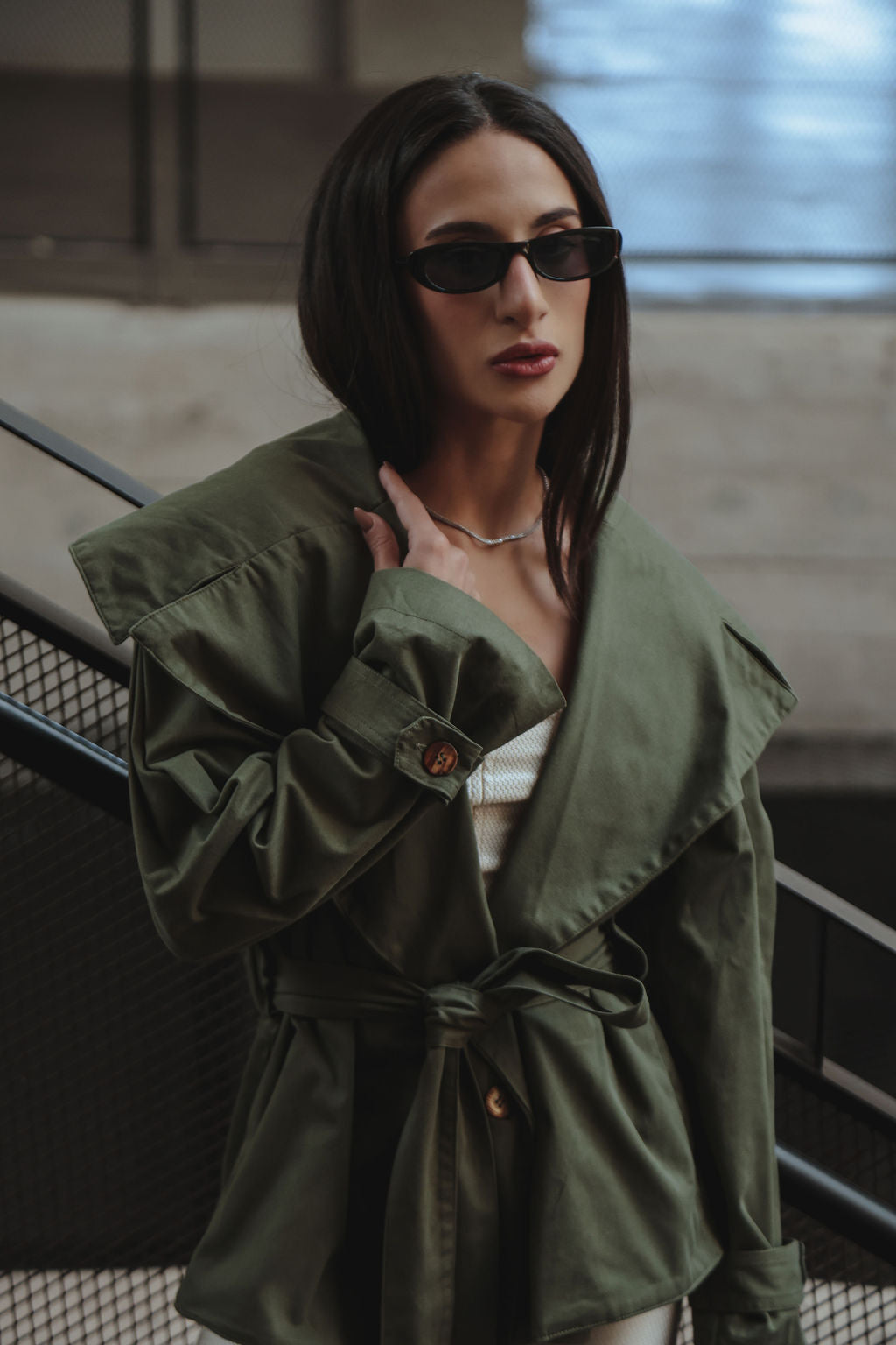 Casaco Trench Coat Militar