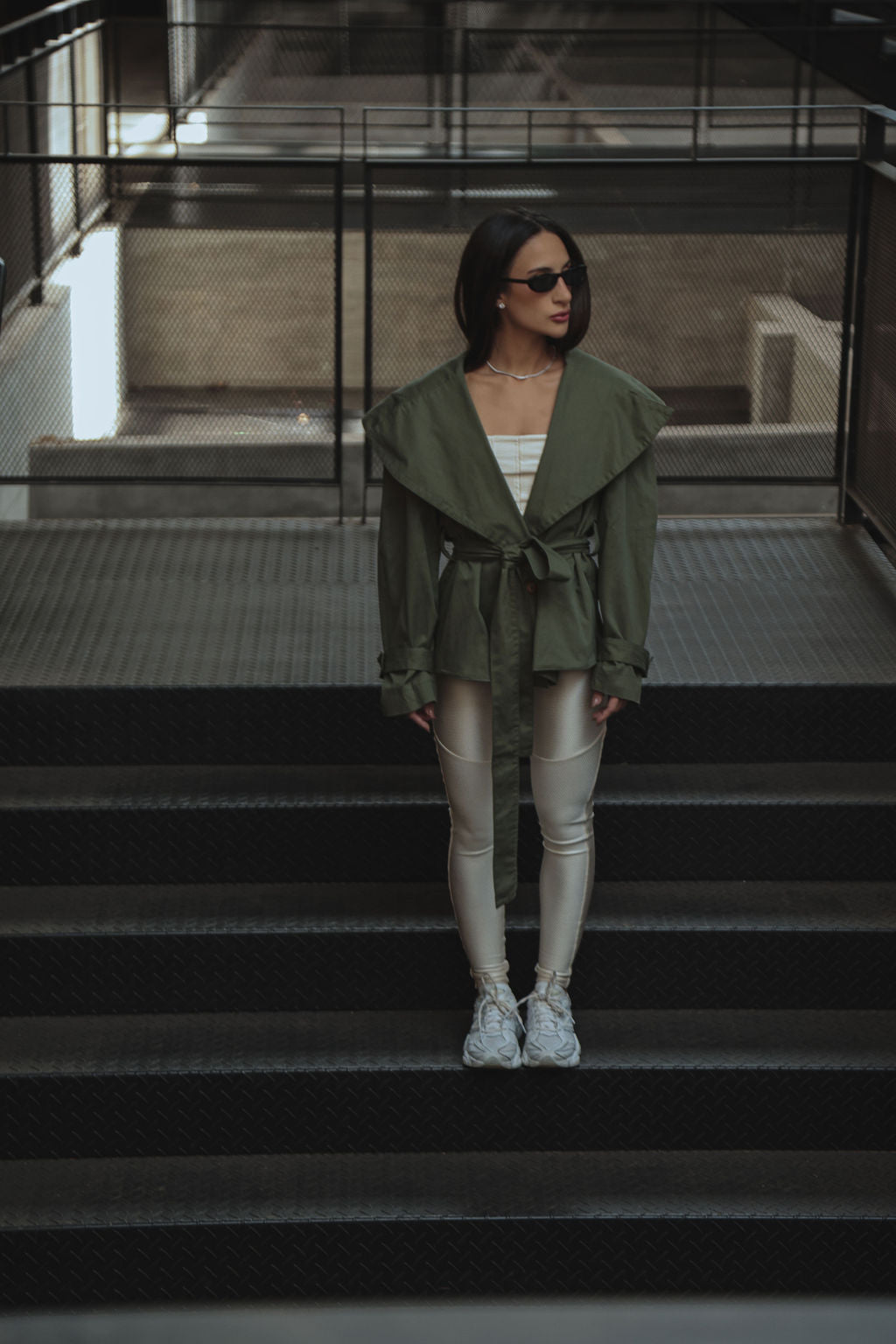 Casaco Trench Coat Militar